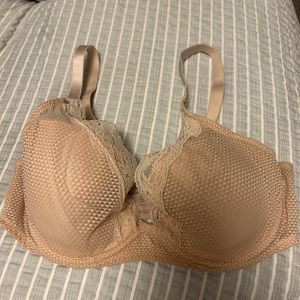 Nude bra with Lacey overlay